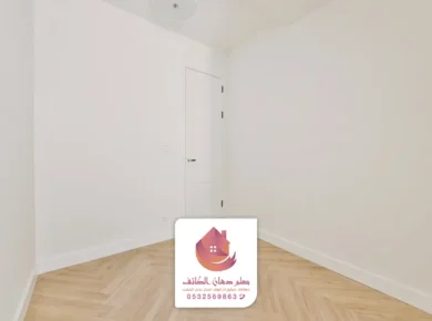 عامل دهانات الطائف